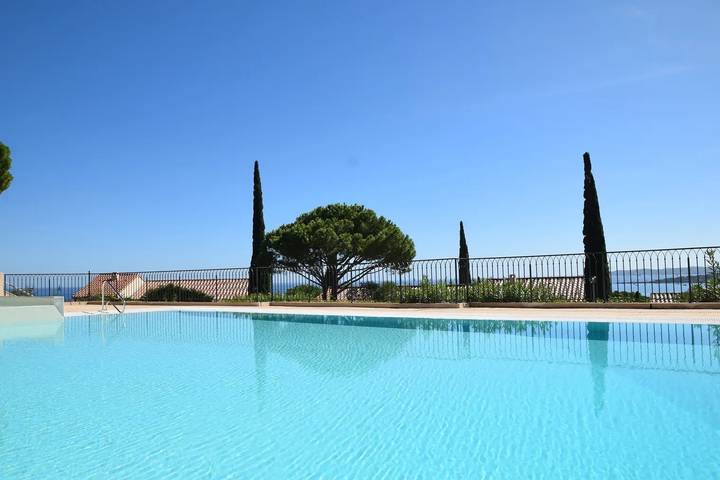 Gîte pour 4 personnes, avec Balcon dans Plage Des Elephants - 2