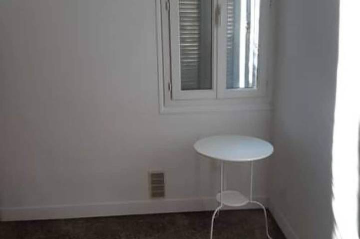 Gîte pour 4 personnes, avec balcon dans Saint-Roch - 3