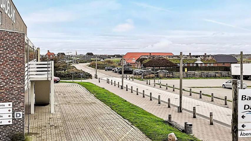 Ferielejlighed for 9 personer, med terrasse og jacuzzi, husdyr tilladt i Ringkøbing