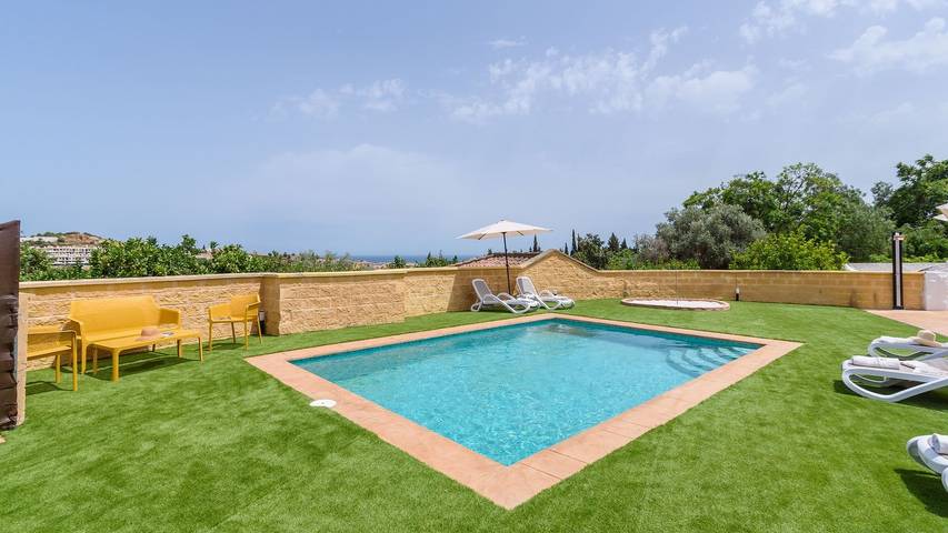 Chalet para 10 personas, con piscina y balcón/terraza, Se admiten mascotas - 1