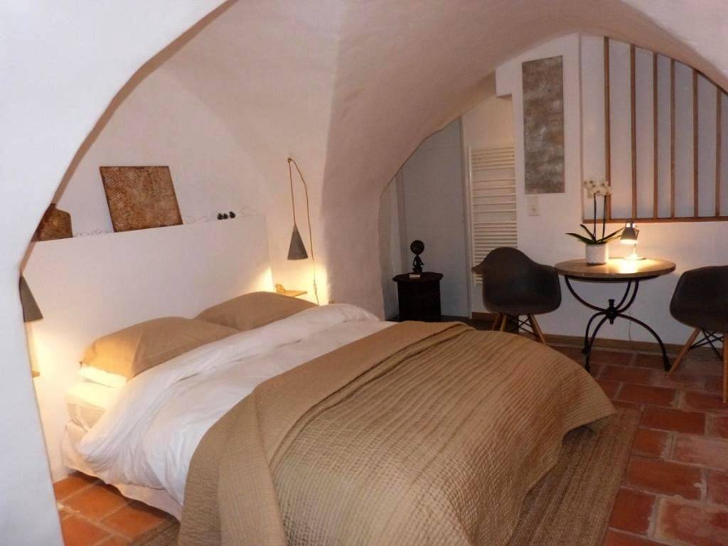 Le tilleul in Villevieille, Côte méditerranéenne (France)