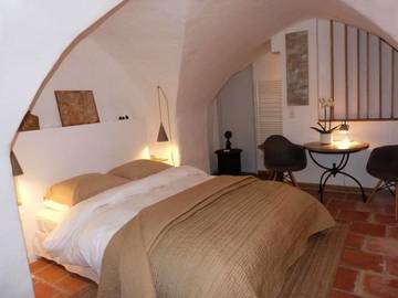 Chambre d’hôte pour 2 personnes, avec terrasse à Villevieille