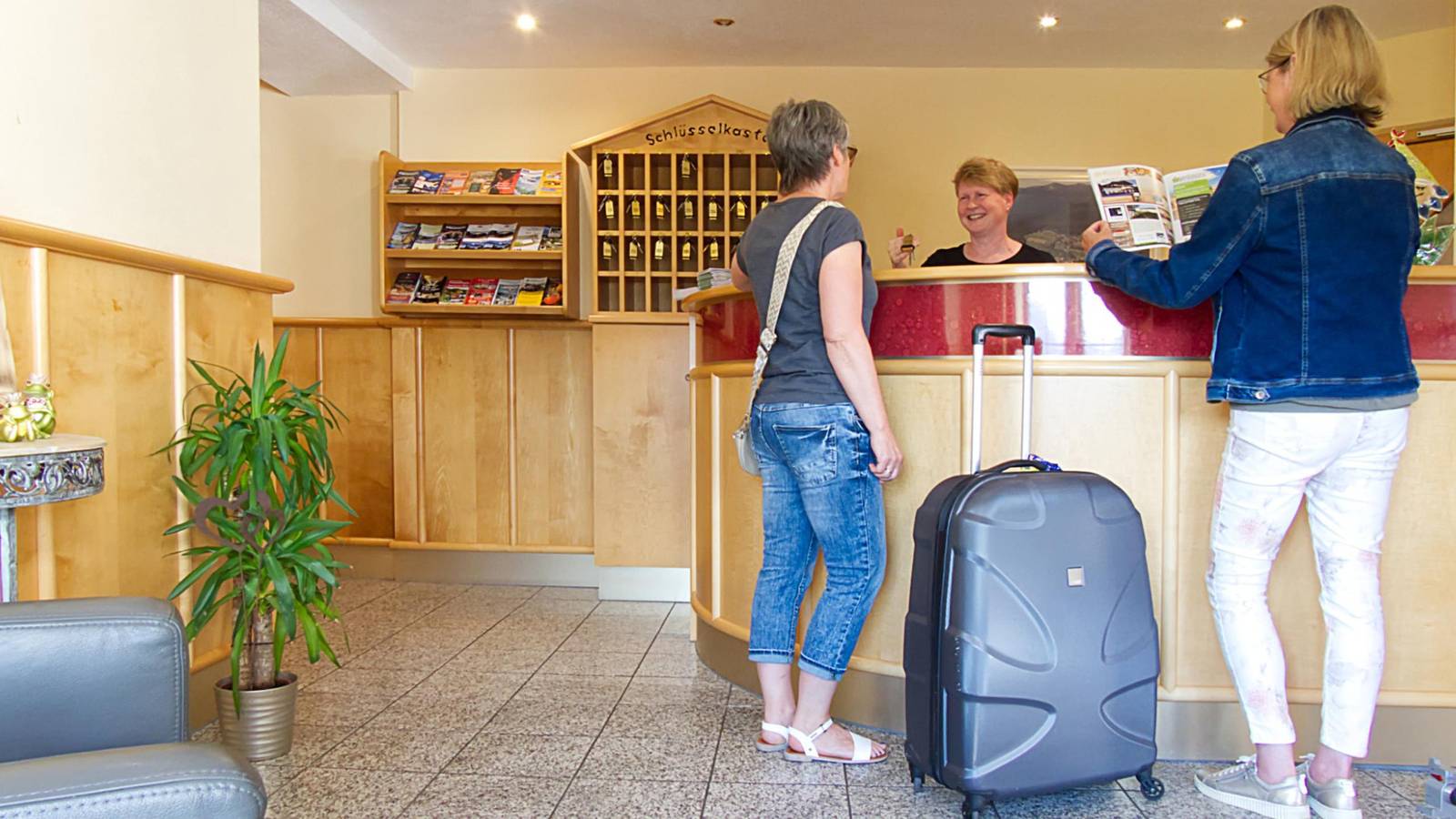 Garnihotel "zur Linde" - Doppelzimmer Superior (29 m²) mit Balkon in Lohberg, Ostbayern