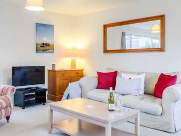 Log Cabin for 6 People in Brancaster, Norfolk, Photo 4