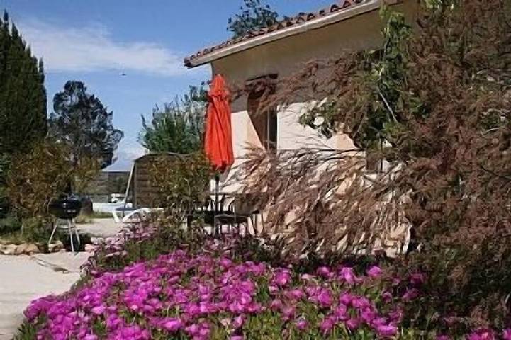 Gîte pour 5 personnes, avec jardin ainsi que terrasse et piscine à Canet-en-Roussillon - 4