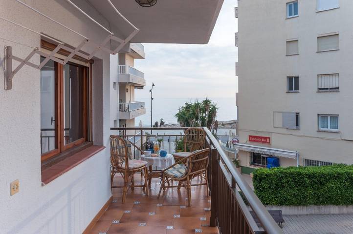 Gîte pour 6 personnes, avec terrasse à Moraira - 2