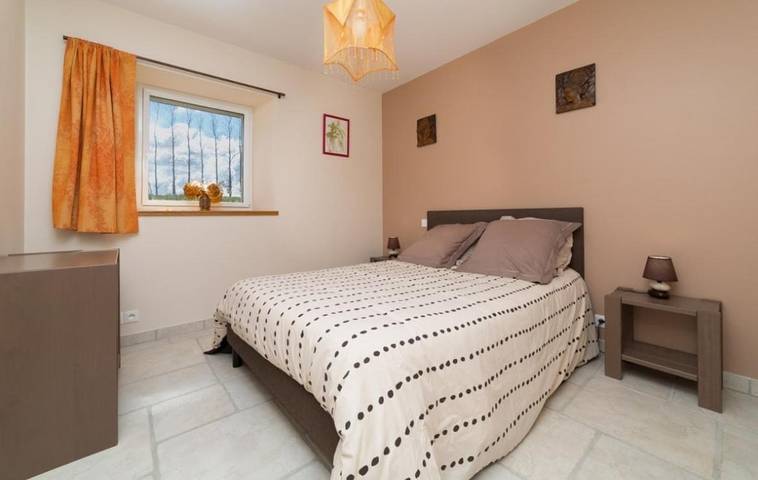 Location de vacances pour 5 personnes, avec terrasse et jardin, adapté aux familles à Langoat - 3