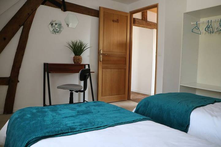 Gîte pour 8 personnes, avec jardin et terrasse à Larchant - 4