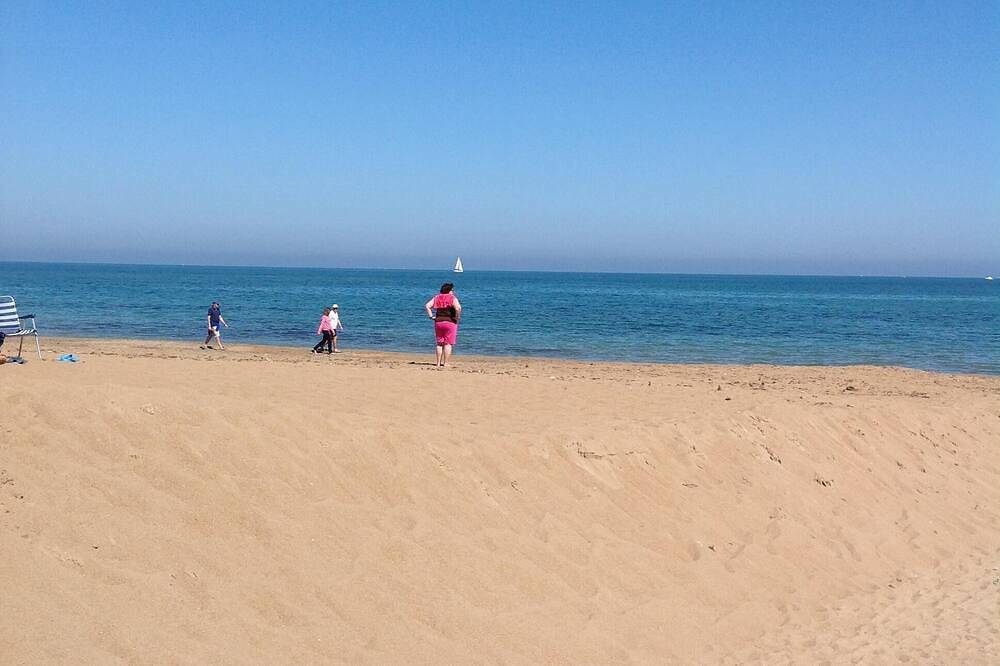 Entire apartment, Casa Las Perlas, relax by the sea with a great view of the Montgo in Dénia, Costa Blanca