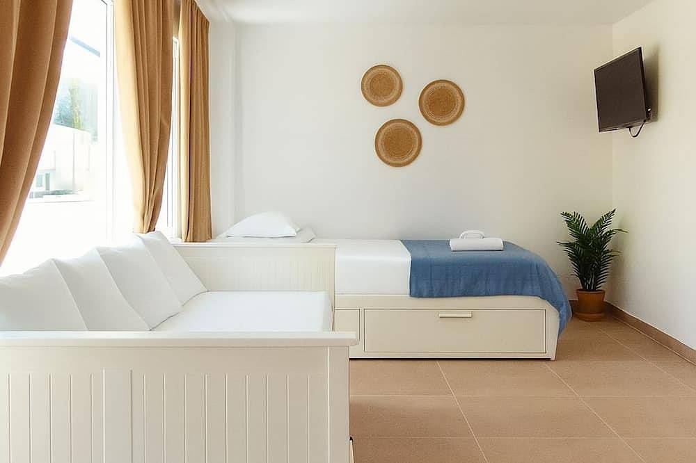 Appartement entier, Costa by Hawkins Algeciras - Exterior 1st A in Algésiras, Costa de la Luz