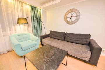 Holiday Rental for 4 People in Bucharest, Walachia, Photo 4