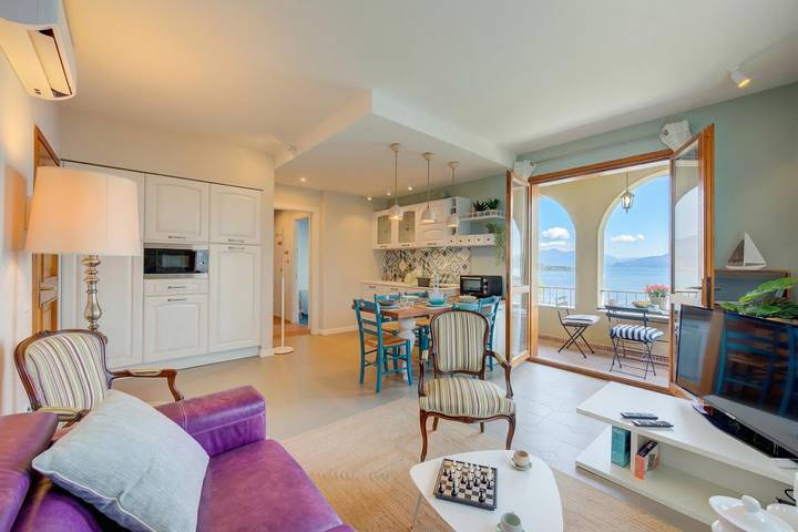 Gîte pour 5 personnes, avec vue sur le lac et balcon dans Stresa - 4