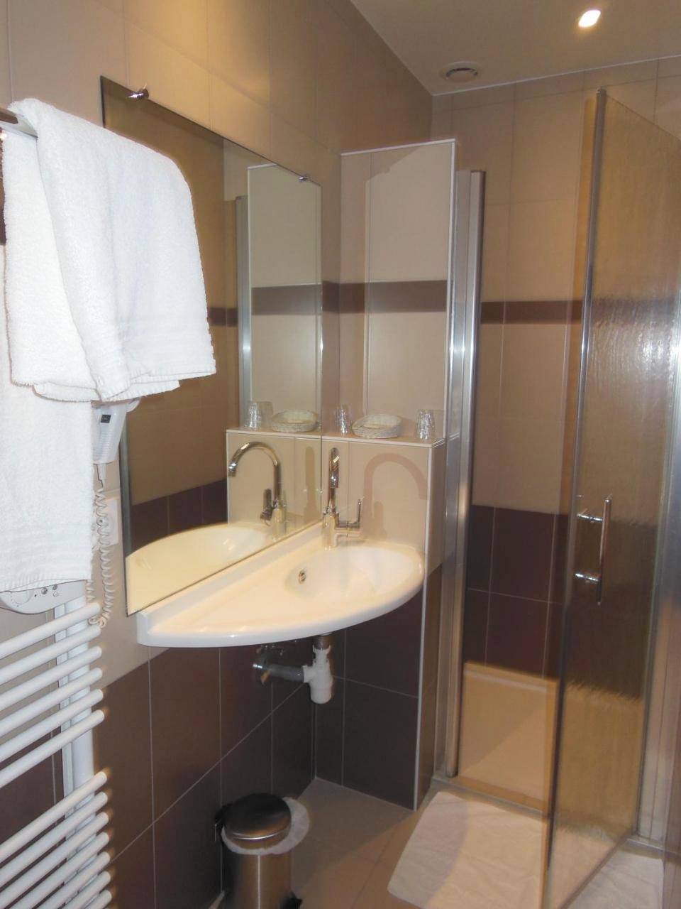Double Room in Saint-Hippolyte (Doubs), Jura Francais