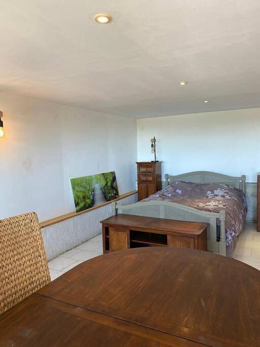 Location de vacances pour 14 personnes, avec balcon et vue ainsi que jardin et piscine à Canaules-et-Argentières - 3