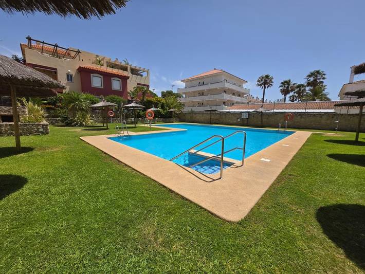 Ferienwohnung für 4 Personen, mit Pool und Balkon/Terrasse - 1
