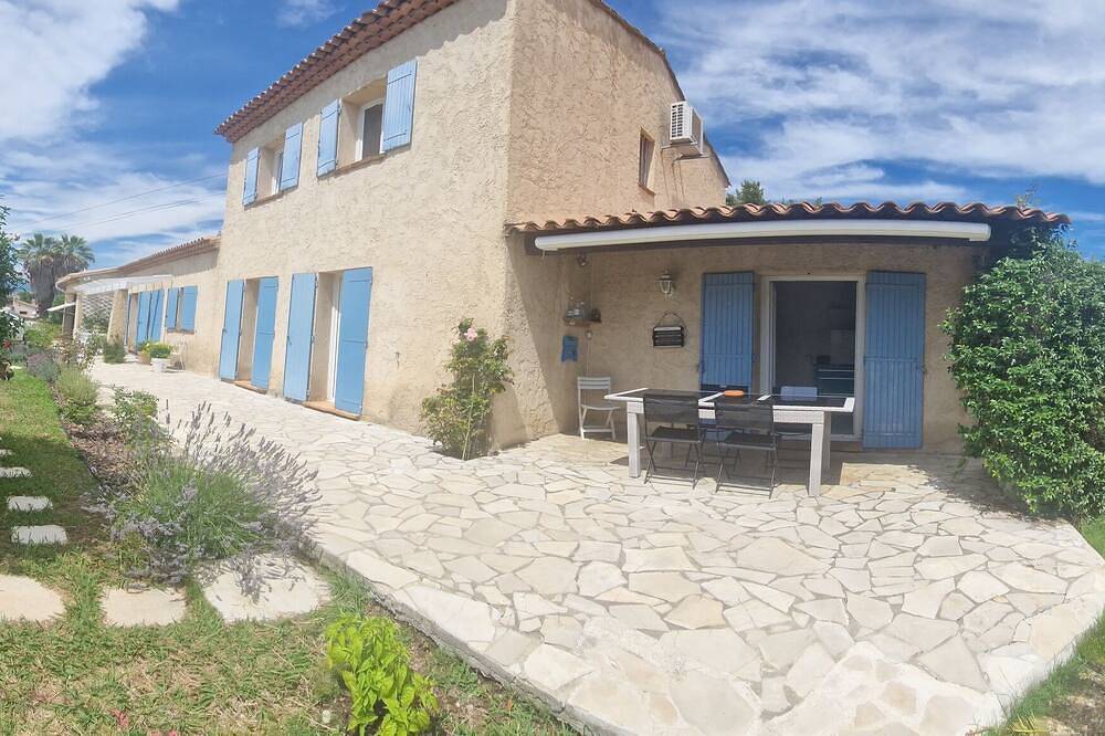 Villa for 10 People in Antibes, Cannes region