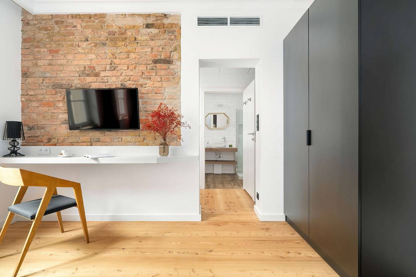 Studio entier, Kramarska  9 Poznań | Schoeps Residence | Stylish Studio near the Old Market Square in Poznań, Grande Pologne