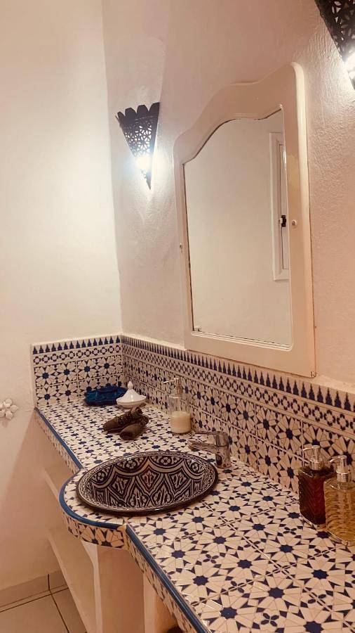 Chambre d’hôte pour 2 personnes, avec jardin ainsi que piscine et sauna dans Ghazoua - 3