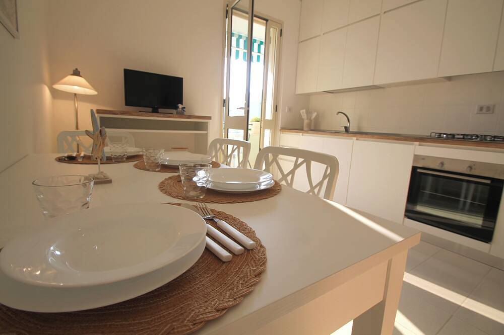 Entire apartment, Apartment a few meters from beaches and attractions in Baia Verde, Gulf of Taranto