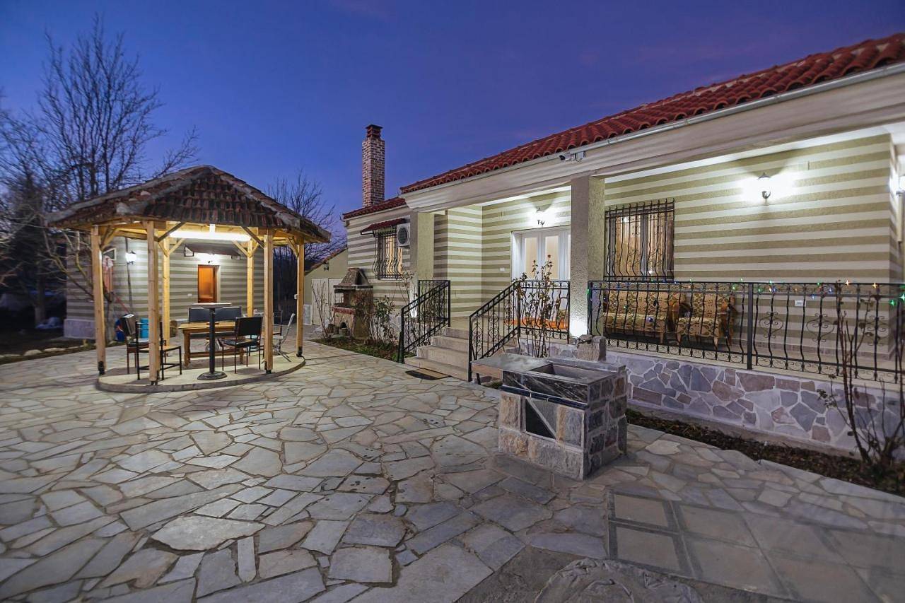 Vila 1 in Drenovë, Albanie