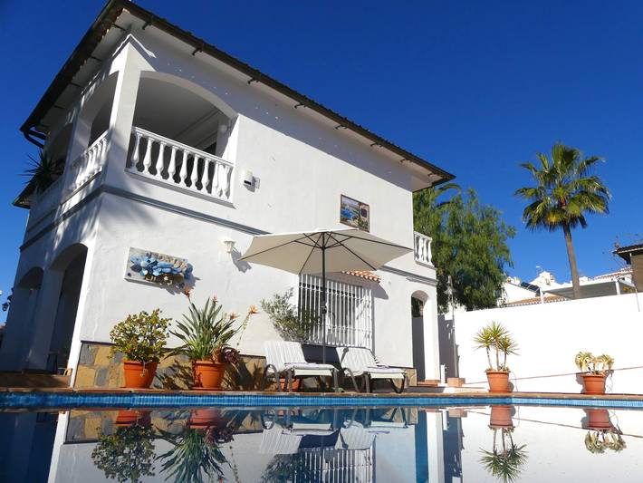 Villa Valentina : Piscine privée et vue sur la mer à la Costa del Sol in Urbanización Villa del Mar, Vélez-Málaga