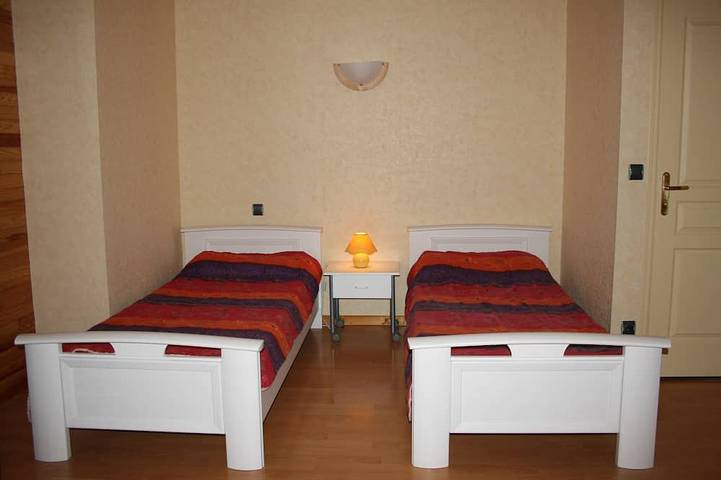 Villa pour 8 personnes, avec jacuzzi et jardin dans les Hautes-Pyrénées - 4