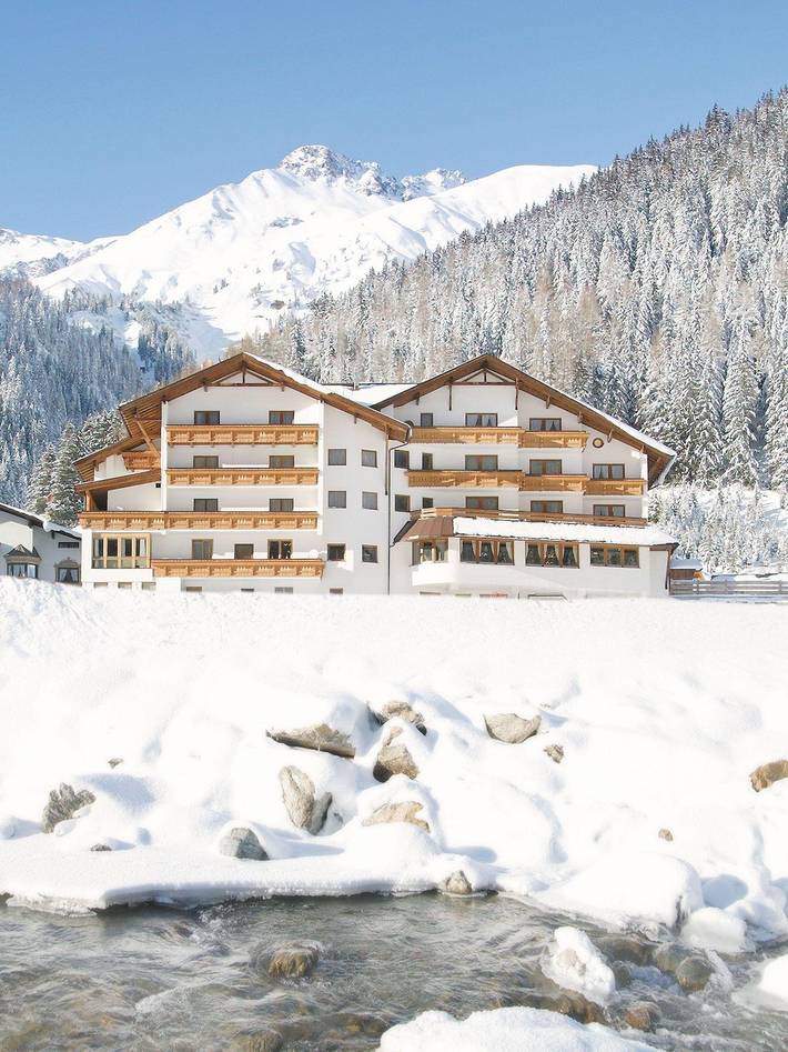 Hotel für 3 Personen, mit Balkon und Sauna sowie Ausblick in Ischgl - 3