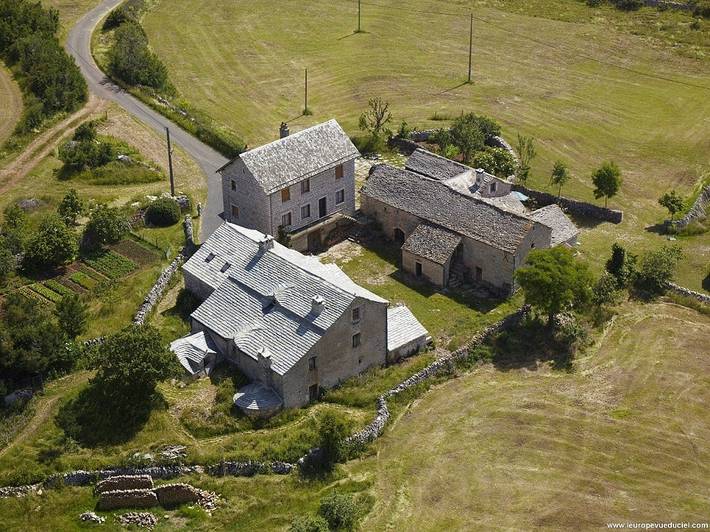 Gîte pour 4 personnes, avec Terrasse ainsi que Jardin et Vue