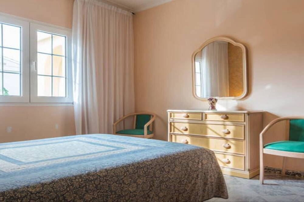 Cullera Chalet-Unabhängige Wohnung 150 m2. Nur 50 Meter Strand in Cullera, Costa de Valencia