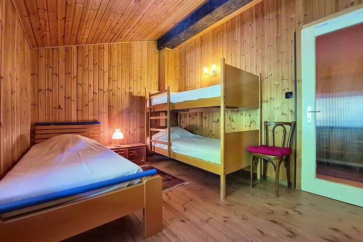 Wunderbares  Ferienhaus für 5 Gäste mit Innenhof und Haustiere erlaubt in Leytron, Wallis