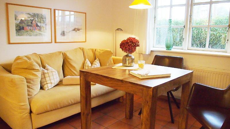 Ferienwohnung für 2 Personen, mit Garten in Nebel - 2