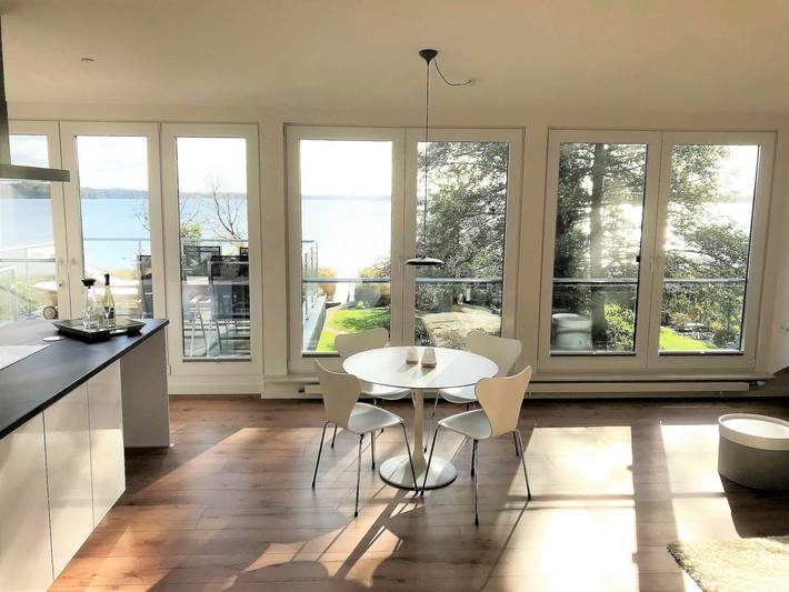 Ferienwohnung für 2 Personen, mit Ausblick und Garten sowie Seeblick in Groß Wittensee