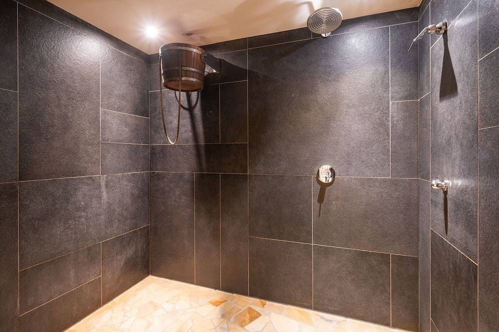 Ganze Wohnung, Wohnung Edelweiss direkt in 4 Sterne Hotel in Beatenberg, Thunersee