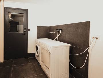 Holiday Home for 16 People in Robertson, New South Wales, Photo 2