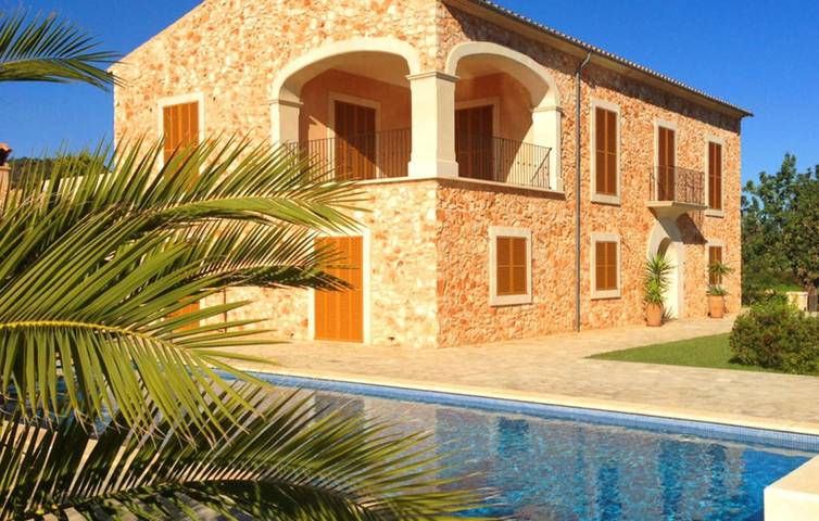 Apartment mit Meerblick, Pool, Terrasse und Grill | Nähe Stadtzentrum und Restaurants in s'Horta, Felanitx