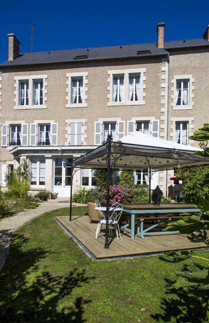 Chambre d'hôtes La Brasserie de Delphine - breizh in Saulgé, Vienne (France)