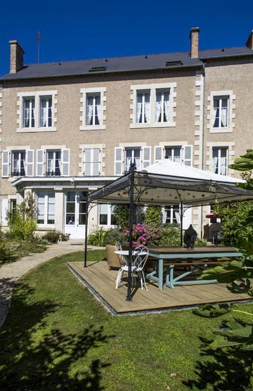 Chambre d’hôte pour 3 personnes, avec jardin et jacuzzi à Vienne (France)