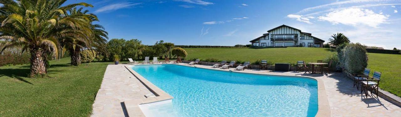 Chambre d’hôte pour 2 personnes, avec sauna et jardin ainsi que vue et piscine à Saint-Jean-de-Luz - 4