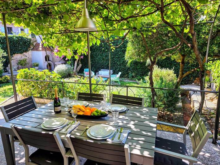 Villa für 6 Personen, mit Terrasse und Garten auf Vis