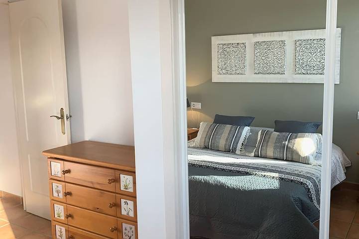 Appartement entier, Appart 4 personnes  vue sur Mer & Montagne, piscine Eté & Hiver in Peñíscola, Costa del Azahar