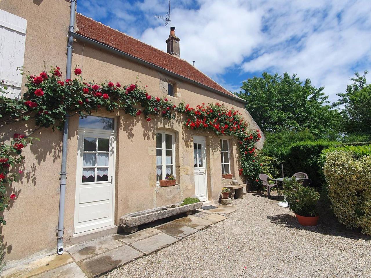 Cottage voor 2 Personen in Pontaubert, Region Avallon