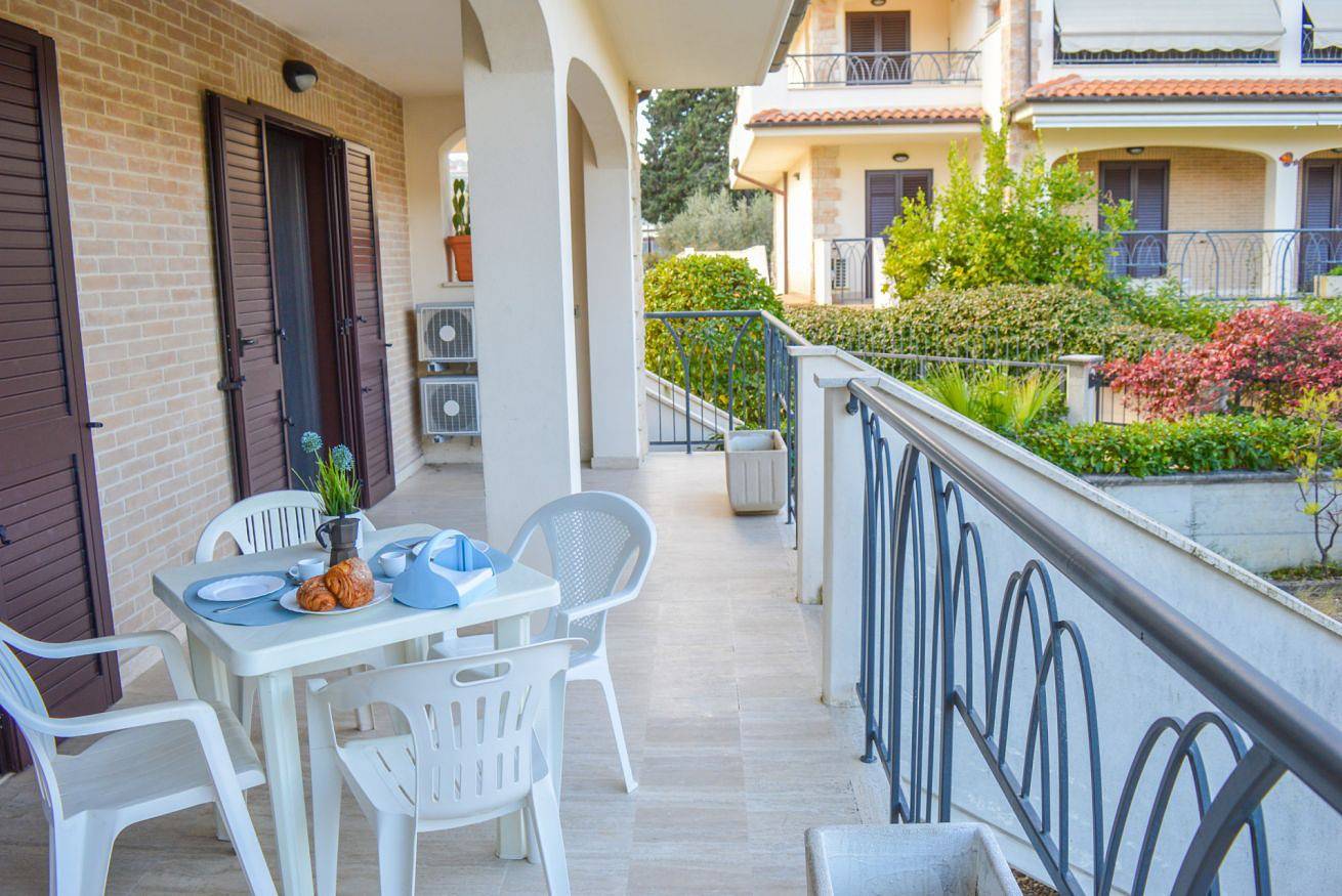 Apartamento entero, Residencia Micaene - Apartamento de dos habitaciones D5 Perseo in Pineto, Costa Adriatica Abruzzo