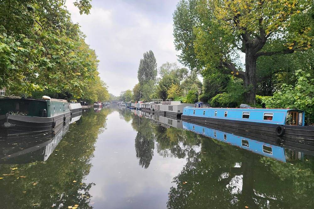 Comfy Canal Boat in Little Venice for Family & Friends in Londen, Zuidoost Engeland