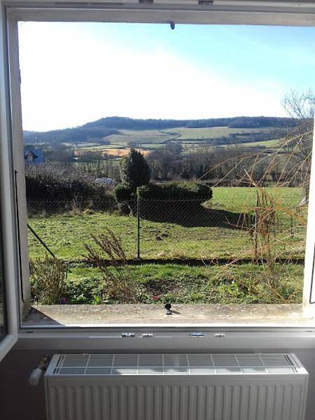 Maison d’hôte pour 2 personnes, avec jardin et vue à La Celle-sous-Gouzon