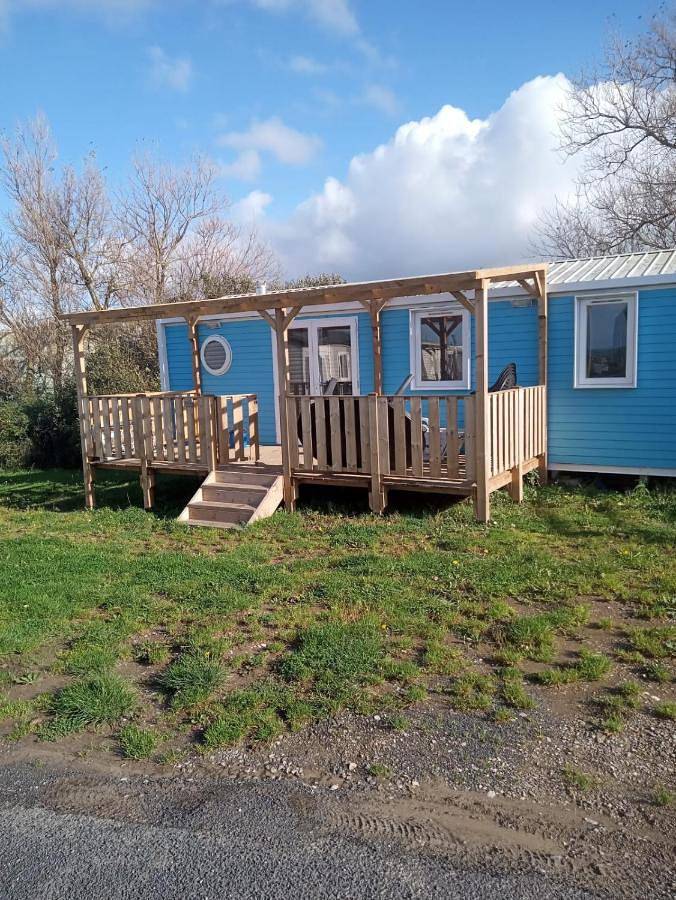 Camping pour 6 personnes, avec terrasse et vue
