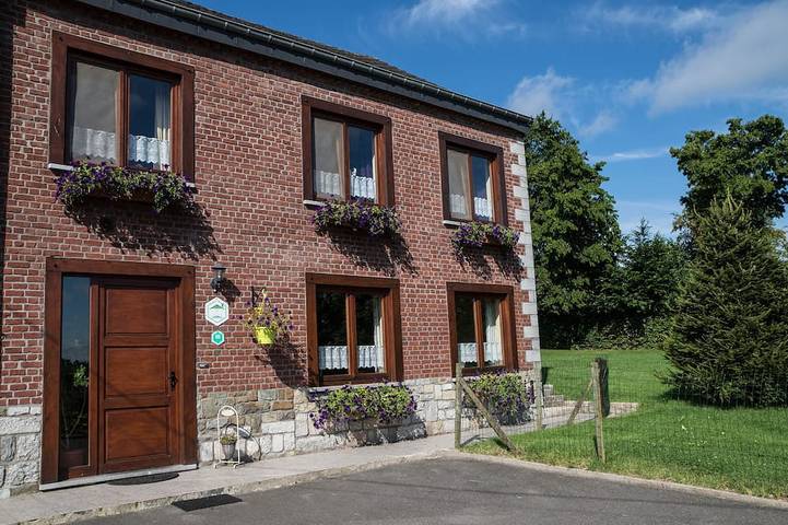 Location de vacances pour 14 personnes, avec jardin et terrasse dans Beffe
