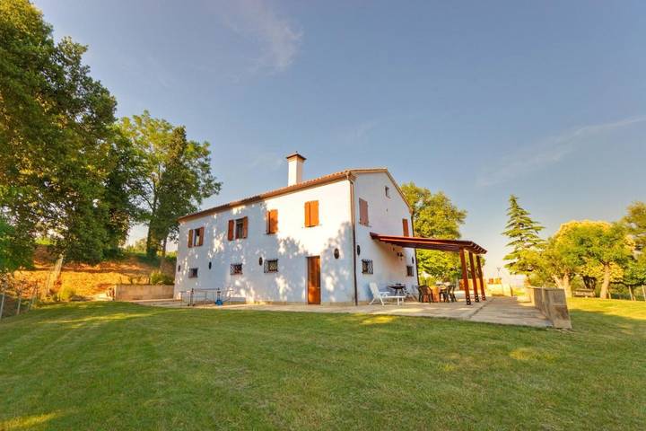 Casa vacanza per 4 persone, con Terrazza e Giardino nonché Panorama a Osimo