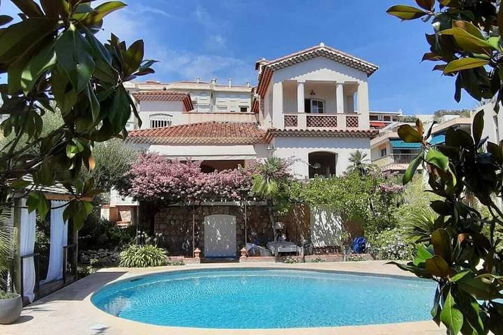 Ferienhaus für 12 Personen, mit Garten und Terrasse