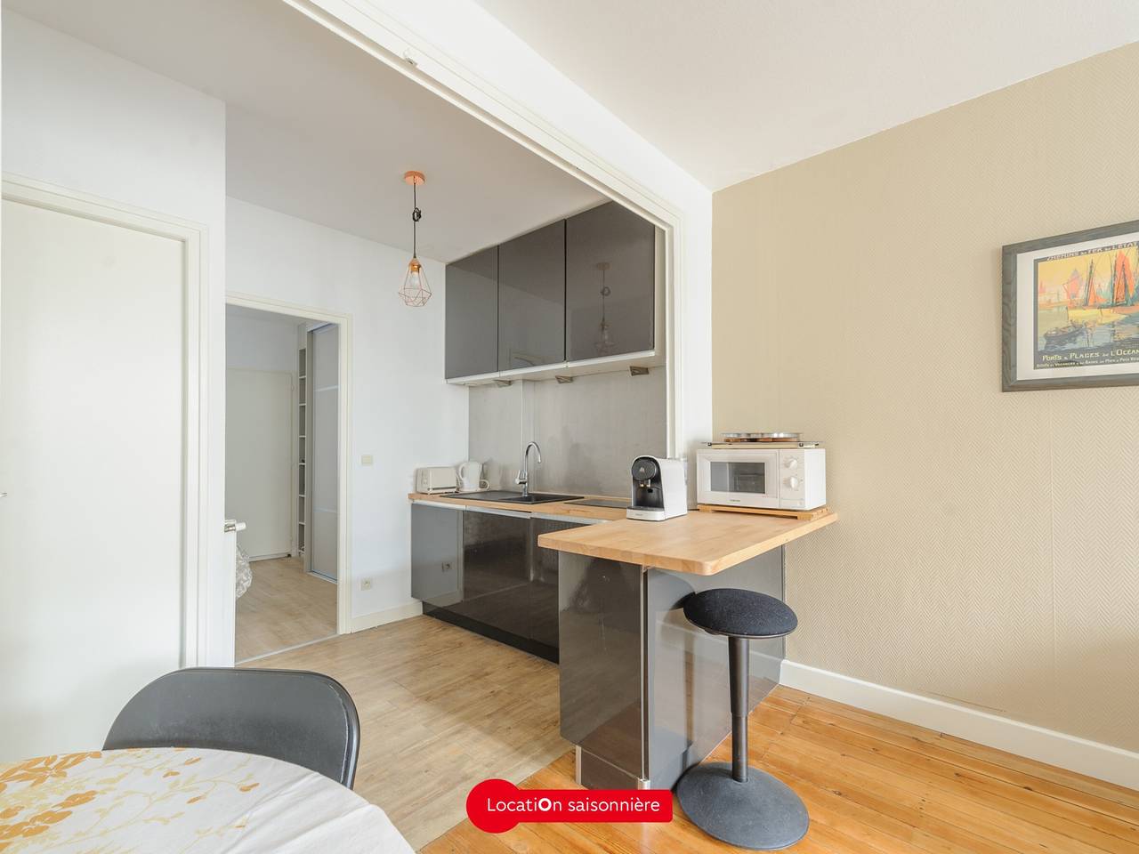 Appartement entier, Charmant T2 Centre Historique La Rochelle - Extérieur & Confort, 2 à 3 pers. Proche Vieux Port in La Rochelle, Région de La Rochelle