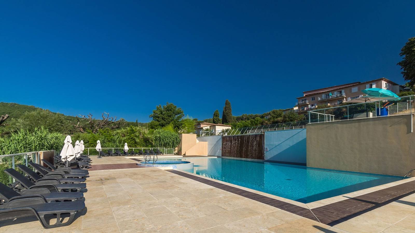 Apartamento entero, Le Domaine de Camiole - Double Room with balcony in Callian, Region de Draguignan